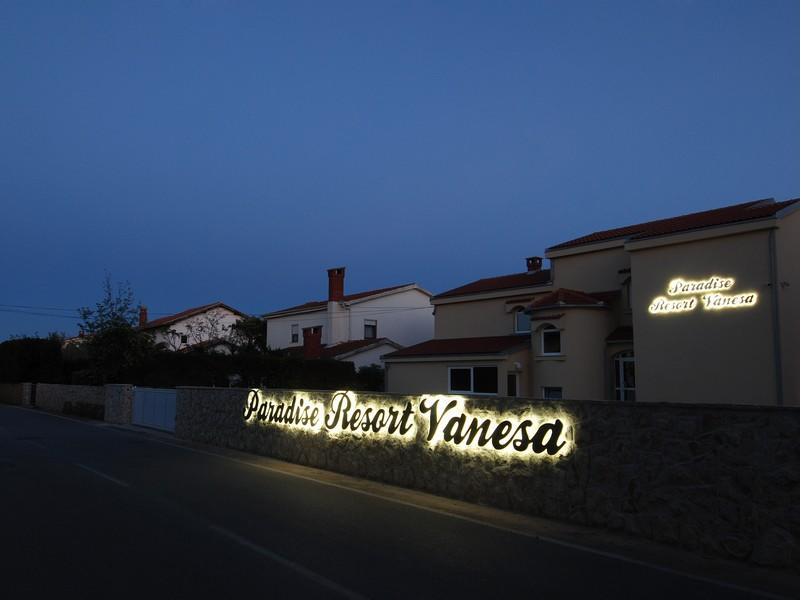Paradise Resort Vanesa Vir Exterior foto